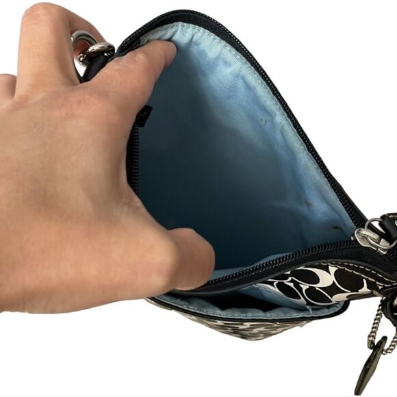 Coach 3 Piece Set F43893 Black White Heritage Signature Swing Pack Bag Wristlet - Picture 5 of 15